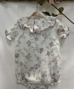 PELELE BASIC CUELLO VOLANTE PLUMETI FLOR LILA